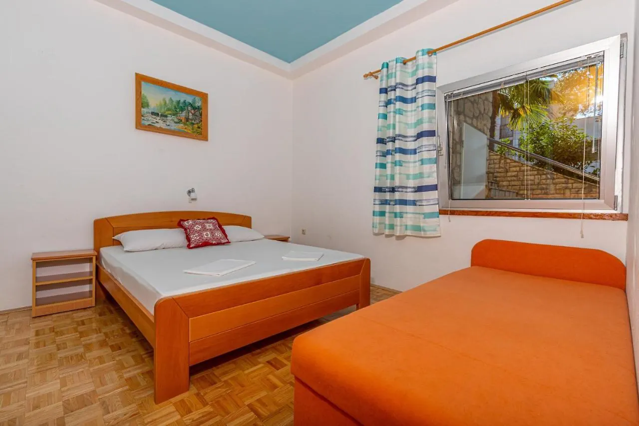 Apartments In Dramalj 41601
