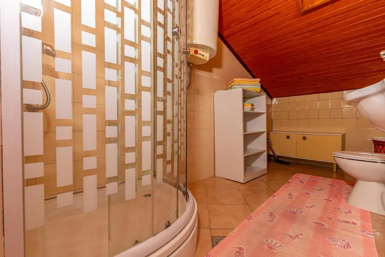 Apartments In Dramalj 41601